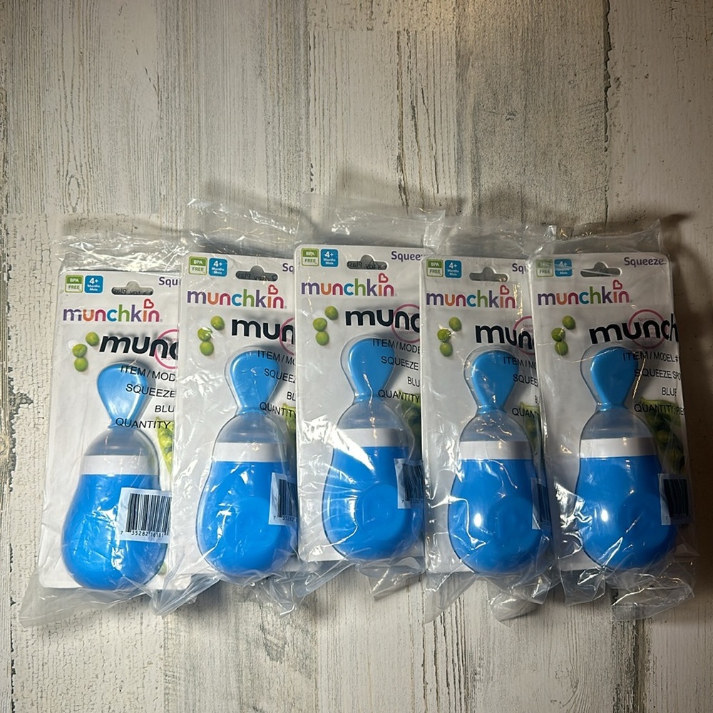 Munchkin Squeeze Feeding Spoon - Blue - Brand New - Set of 5